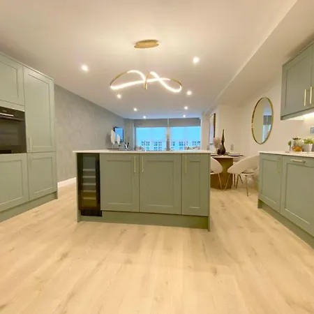 Apartment Stylish Retreat In The Heart Of Town Harrogate